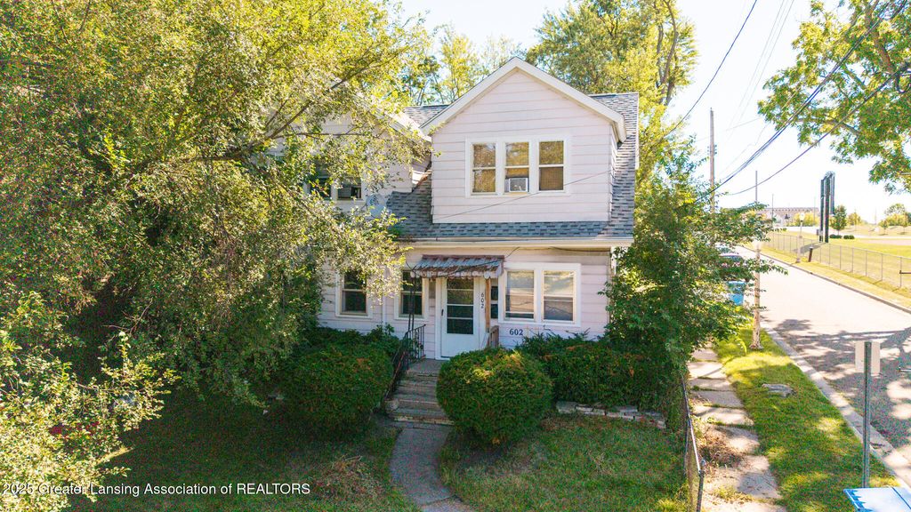 602 N Pennsylvania Avenue, Lansing, MI 48912