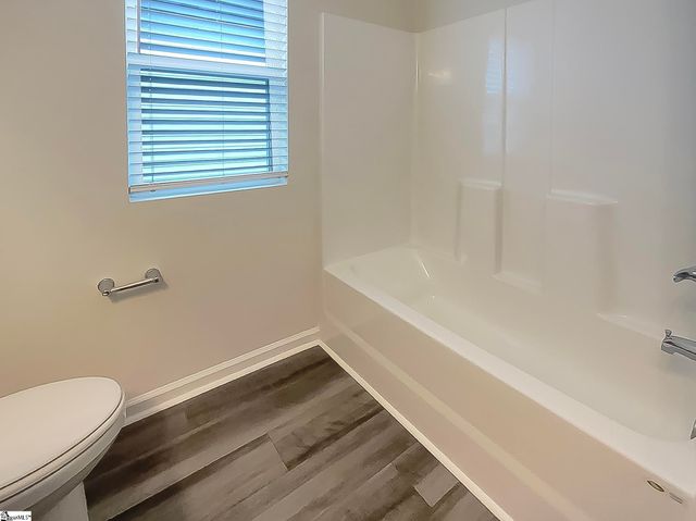 129 W Compass Way, Easley, SC 29640