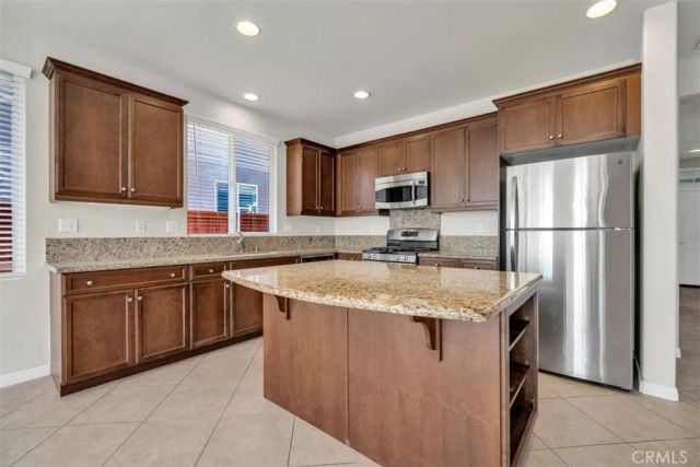 7823 Gibson Circle, Hemet, CA 92545