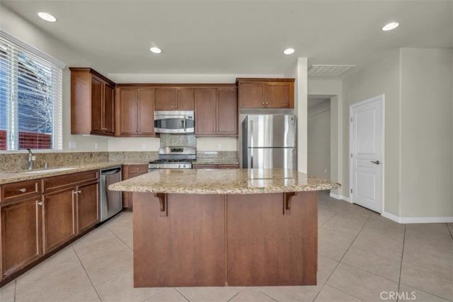 7823 Gibson Circle, Hemet, CA 92545