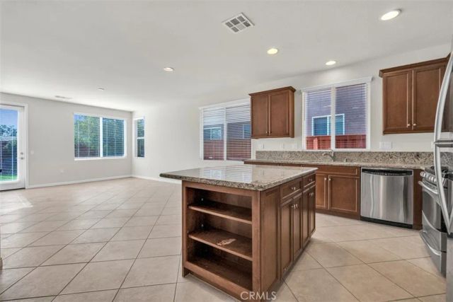 7823 Gibson Circle, Hemet, CA 92545