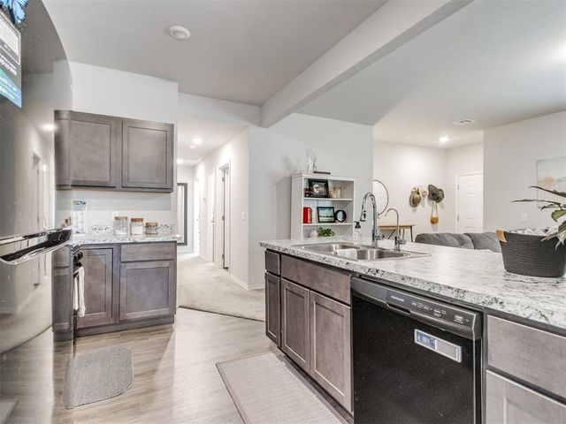 823 Highgarden Circle, Noble, OK 73068