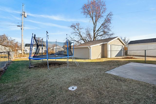 316 E 20th Street S, Newton, IA 50208