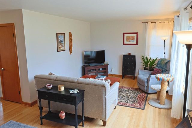 402 Frost Woods Road, Monona, WI 53716