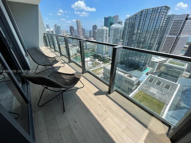 88 SW 7th St 3609, Miami, FL 33130