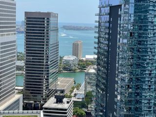 88 SW 7th St 3609, Miami, FL 33130