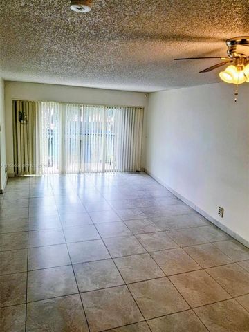 8801 Wiles Rd 208, Coral Springs, FL 33067