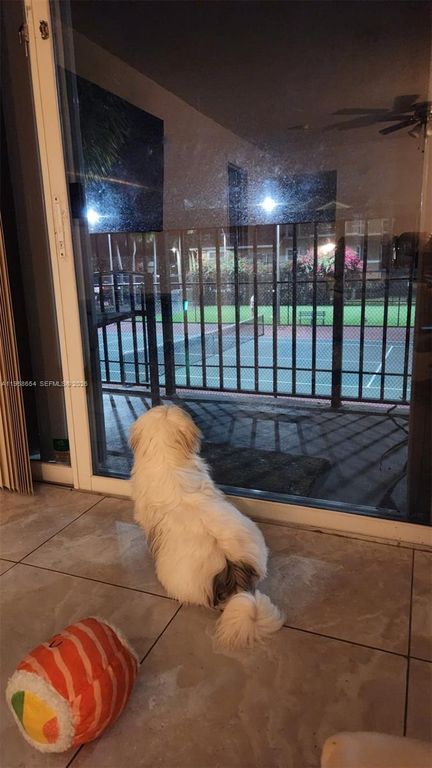 8801 Wiles Rd 208, Coral Springs, FL 33067