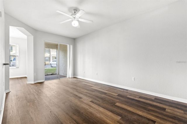 5009 SUNRIDGE PALMS DRIVE 203, Tampa, FL 33617