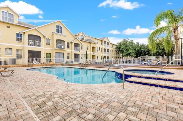 5009 SUNRIDGE PALMS DRIVE 203, Tampa, FL 33617