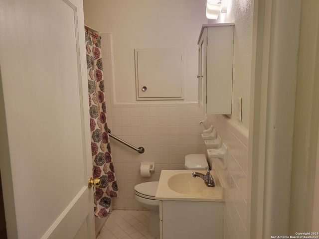 415 W Hart, San Antonio, TX 78214