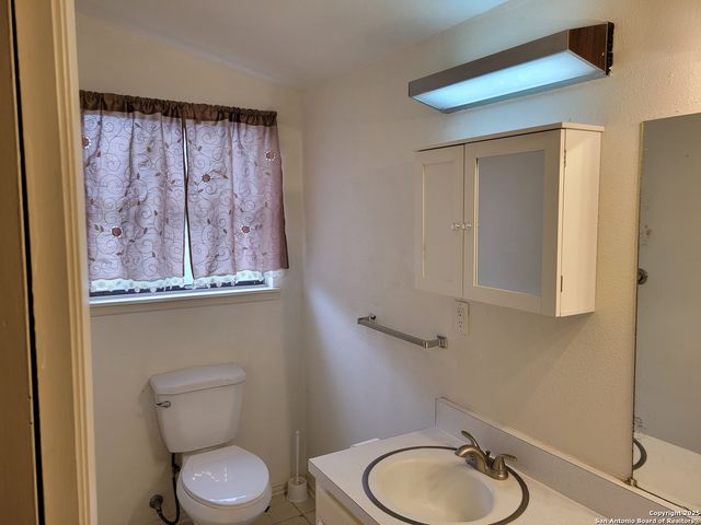 415 W Hart, San Antonio, TX 78214