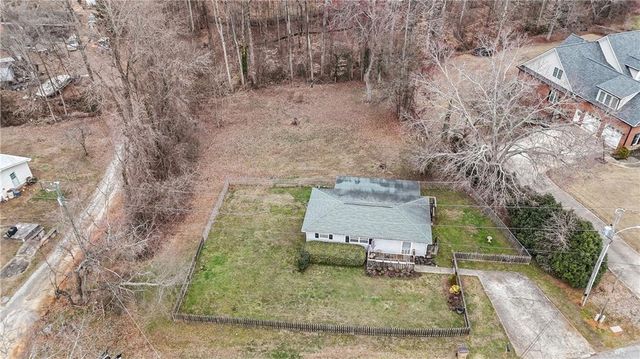 5852 Overby Road, Flowery Branch, GA 30542