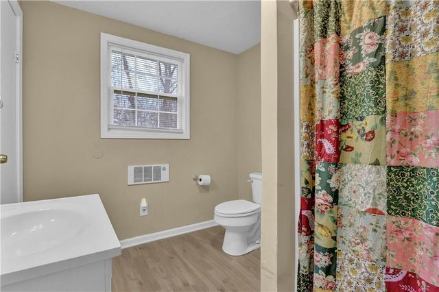 5852 Overby Road, Flowery Branch, GA 30542