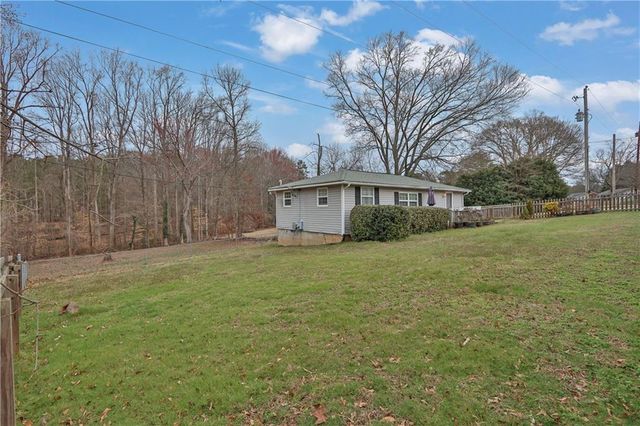 5852 Overby Road, Flowery Branch, GA 30542