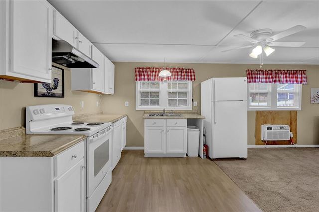 5852 Overby Road, Flowery Branch, GA 30542