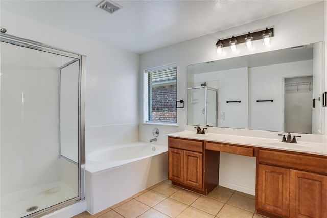 105 Javelina TRL, Bastrop, TX 78602