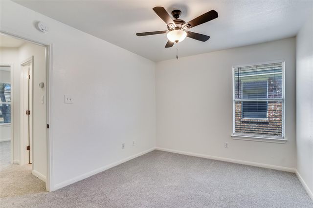 105 Javelina TRL, Bastrop, TX 78602