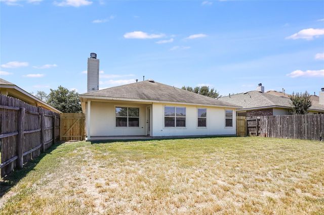 105 Javelina TRL, Bastrop, TX 78602