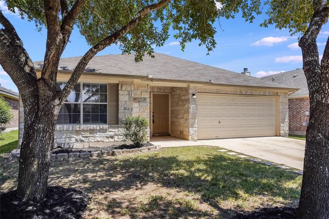 105 Javelina TRL, Bastrop, TX 78602