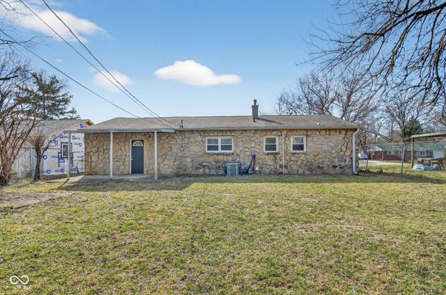 8724 Montery Road, Indianapolis, IN 46226