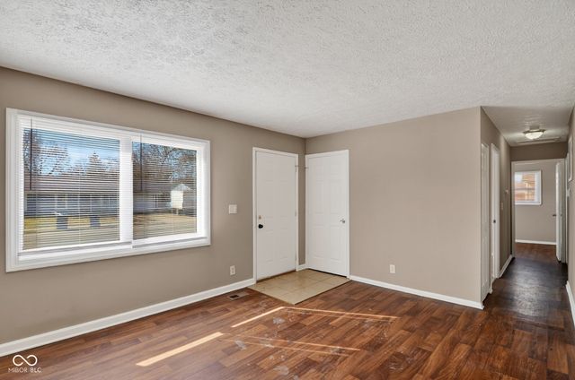 8724 Montery Road, Indianapolis, IN 46226