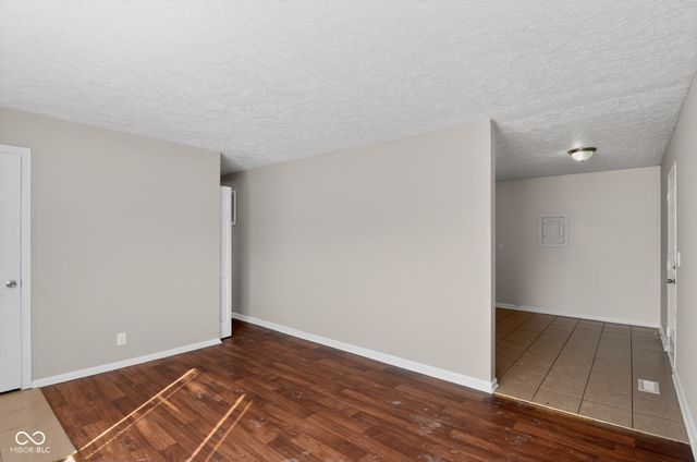 8724 Montery Road, Indianapolis, IN 46226