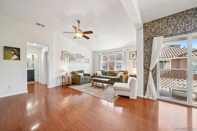 1130 Goddard St, San Marcos, CA 92078