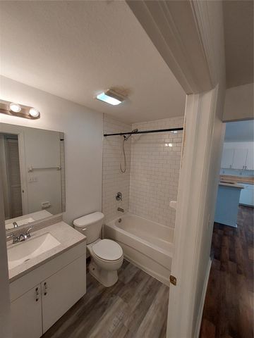 557 WINDERMERE DRIVE, Lehigh Acres, FL 33972