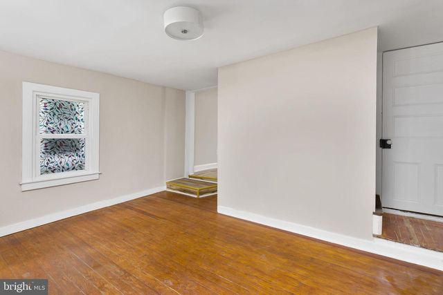 22 THOMPSON ST, Bordentown, NJ 08505