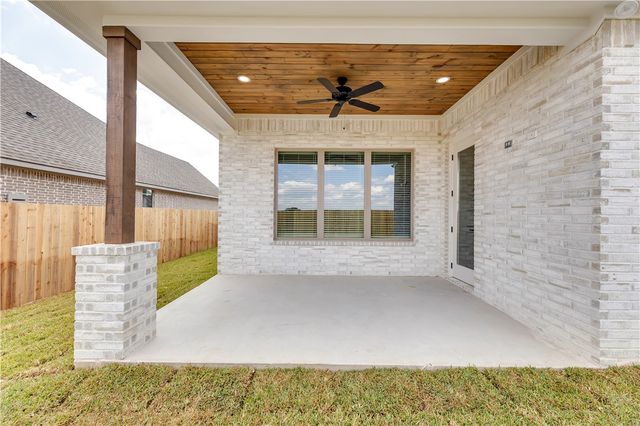 2812 Spector Drive, Bryan, TX 77808