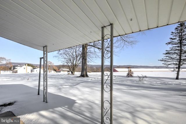 720 S COCALICO RD, Denver, PA 17517