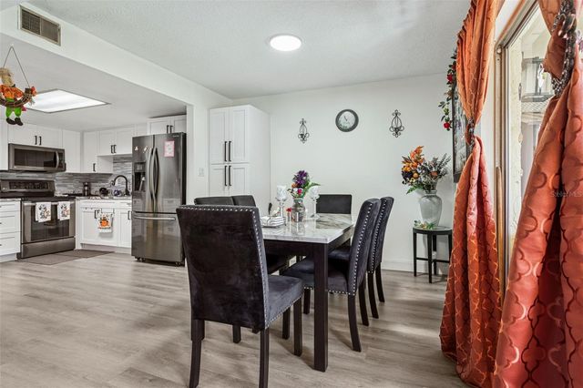 7501 DOLONITA DRIVE 7501, Tampa, FL 33615