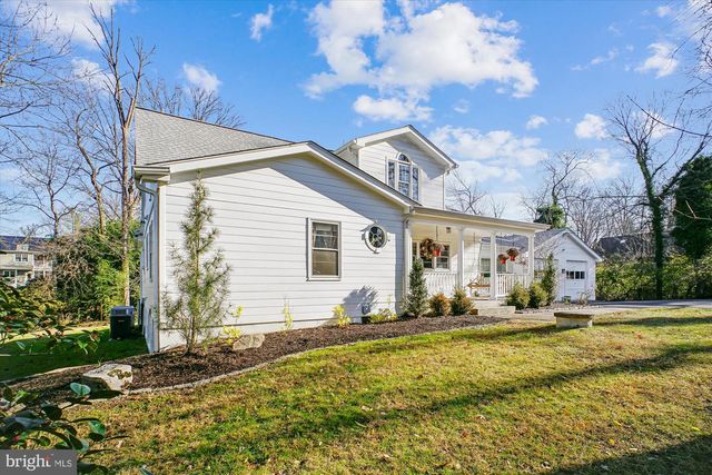 2627 FIVE OAKS RD, Vienna, VA 22181