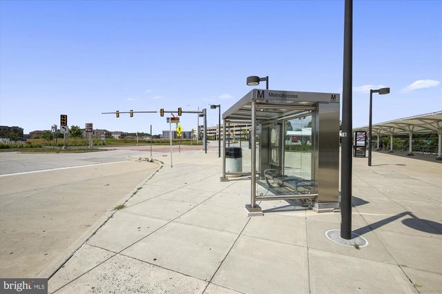 2627 FIVE OAKS RD, Vienna, VA 22181