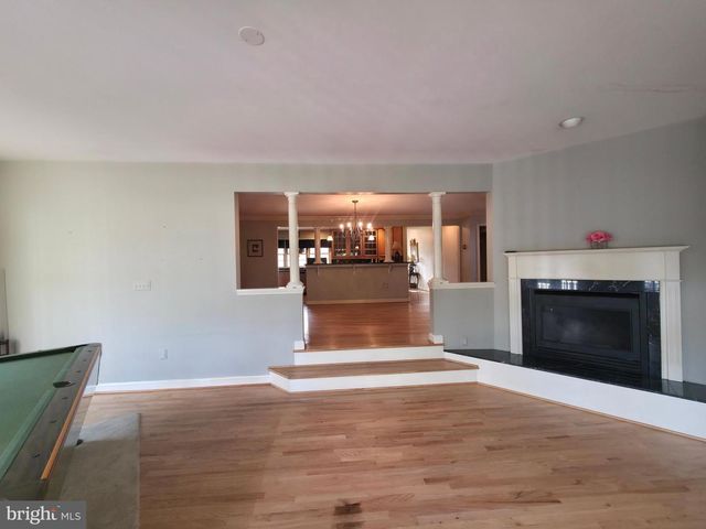 2627 FIVE OAKS RD, Vienna, VA 22181