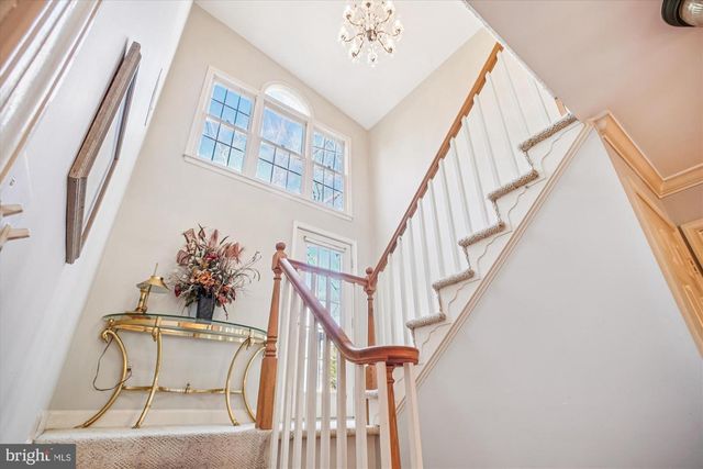 2627 FIVE OAKS RD, Vienna, VA 22181