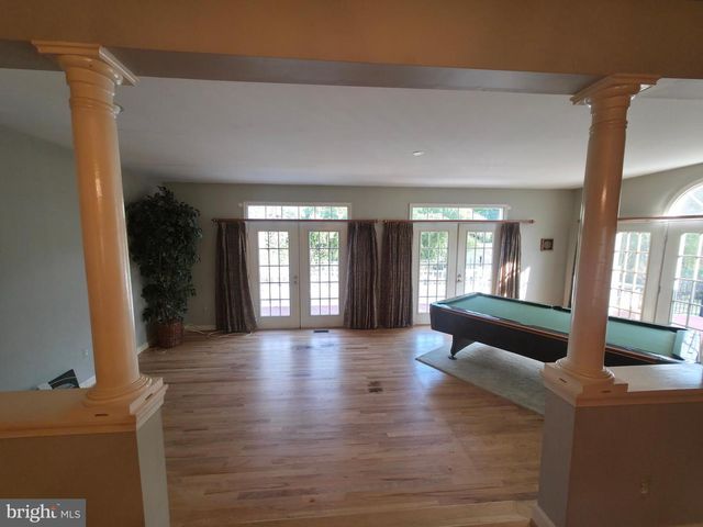 2627 FIVE OAKS RD, Vienna, VA 22181