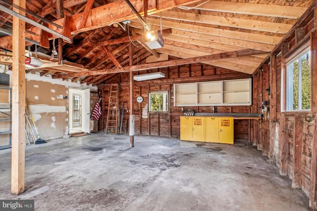 2627 FIVE OAKS RD, Vienna, VA 22181