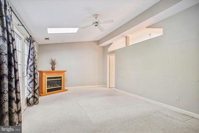 2627 FIVE OAKS RD, Vienna, VA 22181