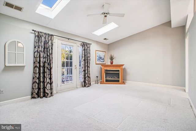 2627 FIVE OAKS RD, Vienna, VA 22181