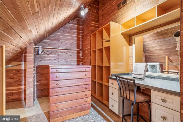 2627 FIVE OAKS RD, Vienna, VA 22181