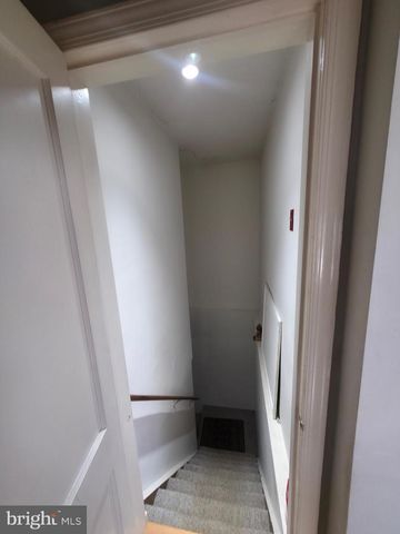 2627 FIVE OAKS RD, Vienna, VA 22181