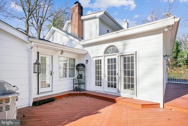 2627 FIVE OAKS RD, Vienna, VA 22181