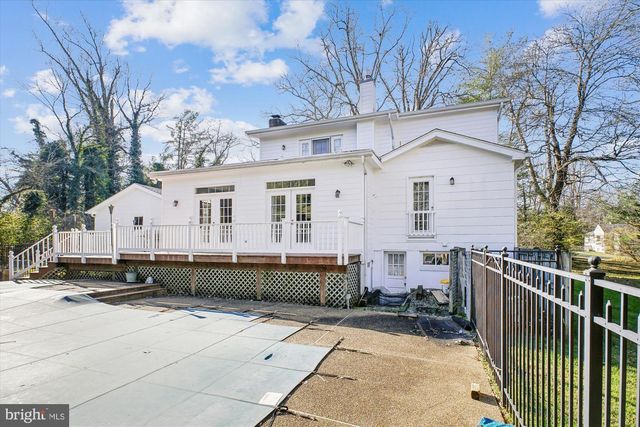 2627 FIVE OAKS RD, Vienna, VA 22181