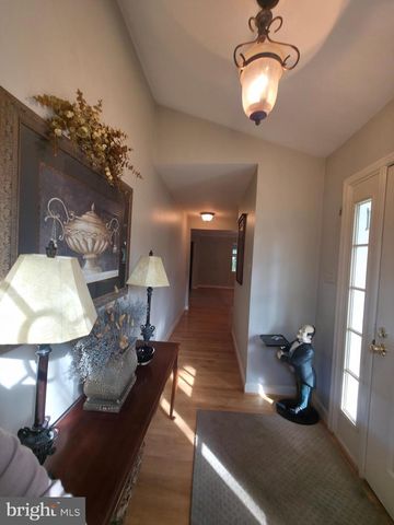 2627 FIVE OAKS RD, Vienna, VA 22181