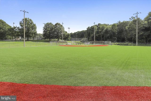 2627 FIVE OAKS RD, Vienna, VA 22181