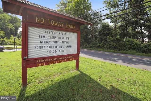 2627 FIVE OAKS RD, Vienna, VA 22181