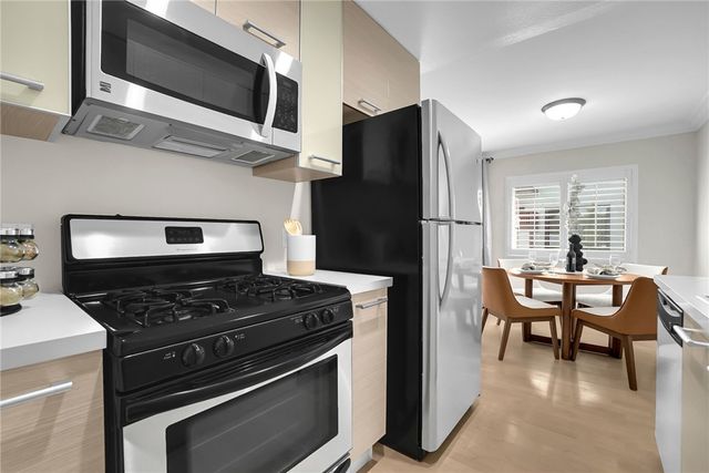 6250 Fulton Avenue 105, Van Nuys, CA 91401