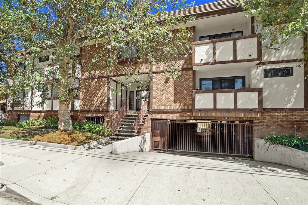 6250 Fulton Avenue 105, Van Nuys, CA 91401